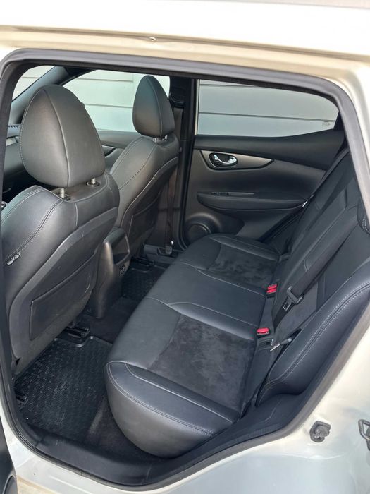 Nissan Qashqai      2020