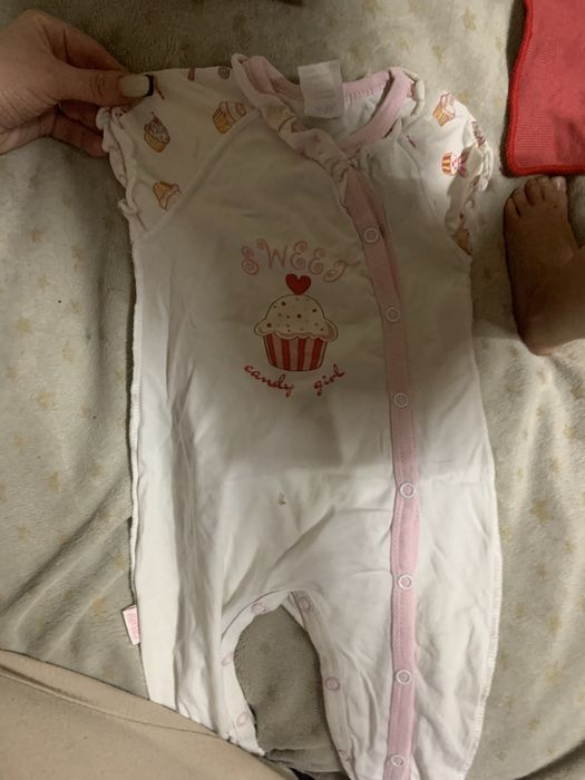 Відам одяг на дівчинку від 3 місяців до 1 року