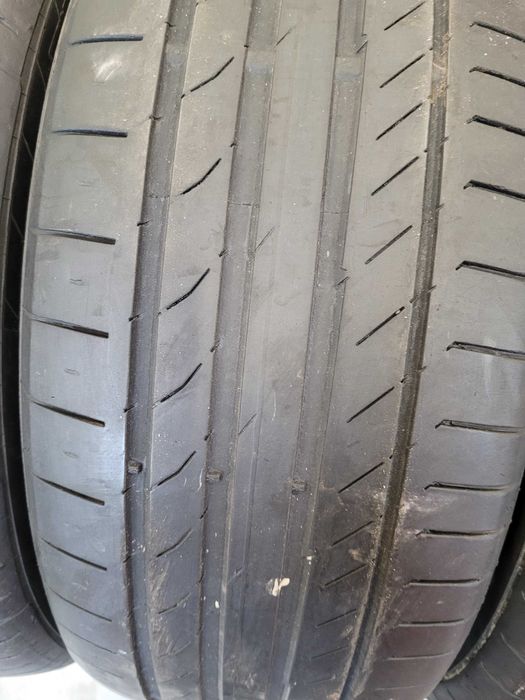 Komplet opon Continental 235/50 R 19