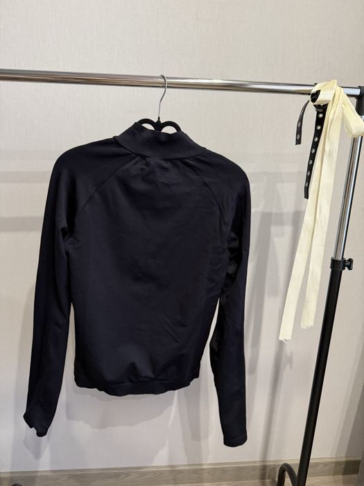 Кофта чорна спортивна LCW