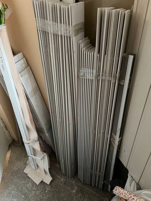 Пластик для обшива,плинтуса и отливы,размеры разные