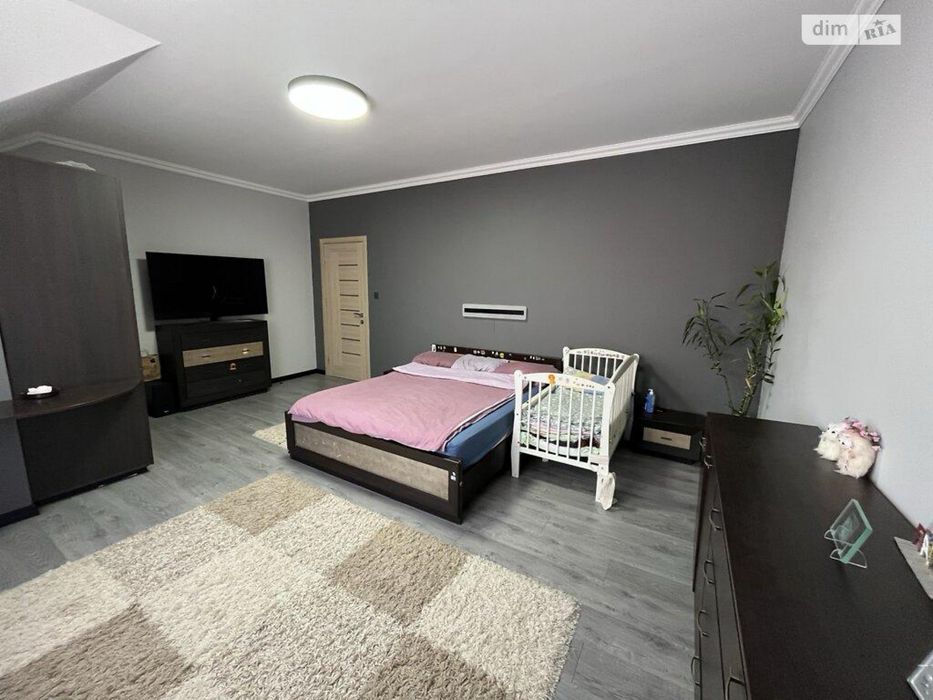 Продаж дуплекса в передмісті Ужгорода