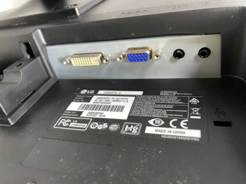 Монитор LG Flatron 24MB35PM-B 24" (1920х1080) IPS VGA/DVI колонки