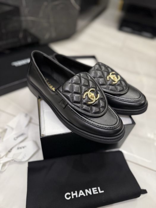 Mokasyny Chanel black leather