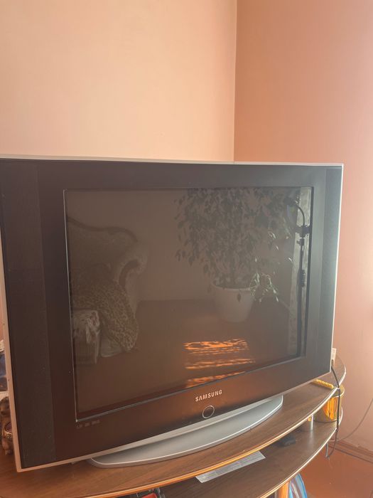 Продам телевізор