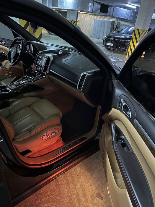 Porsche cayenne 2012 4.8 ideal