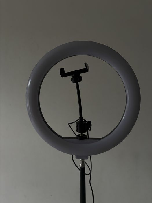 Кільцева лампа + штатив + тримач телефону