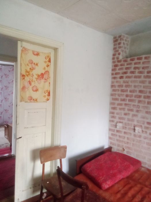 Будинок в ярмолинцях