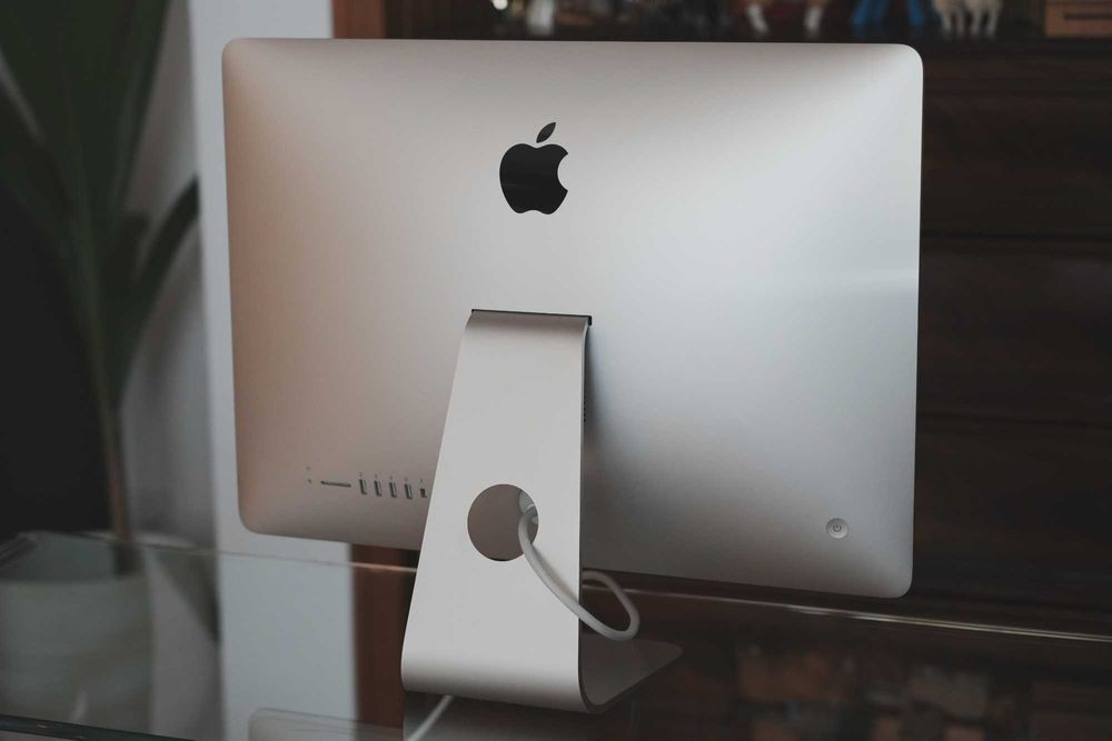 iMac 21.5" (2012) | i5 2.7GHz | 8GB RAM | HD 1TB