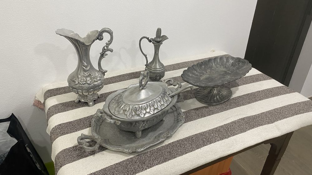 Peças decorativas em estanho