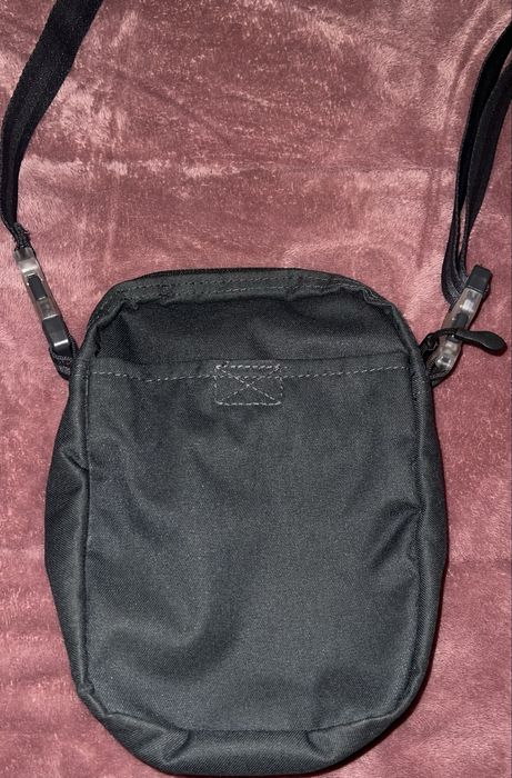 bolsa nike Como nova aceito trocas