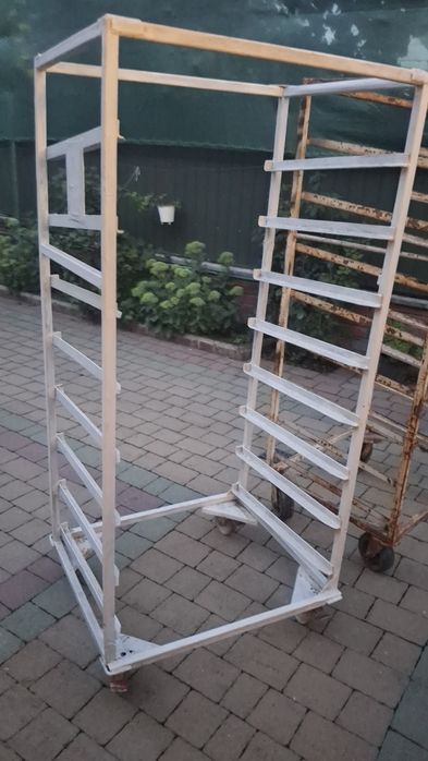 Контейнер стелаж з металу на колесах