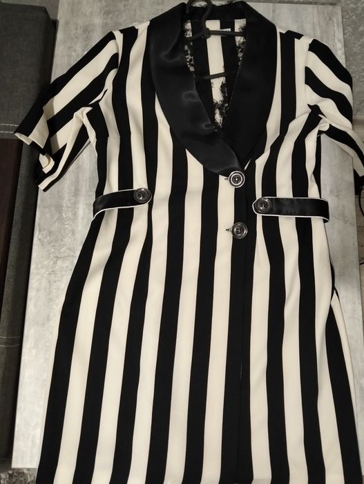 Нарядне плаття піджакL-XL