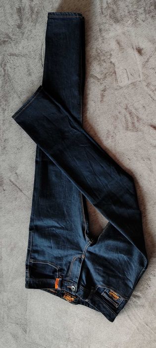 Super dry spodnie jeansy męskie