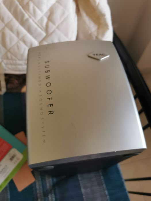 Som, subwoofer, colunas para ligar TV ou outros