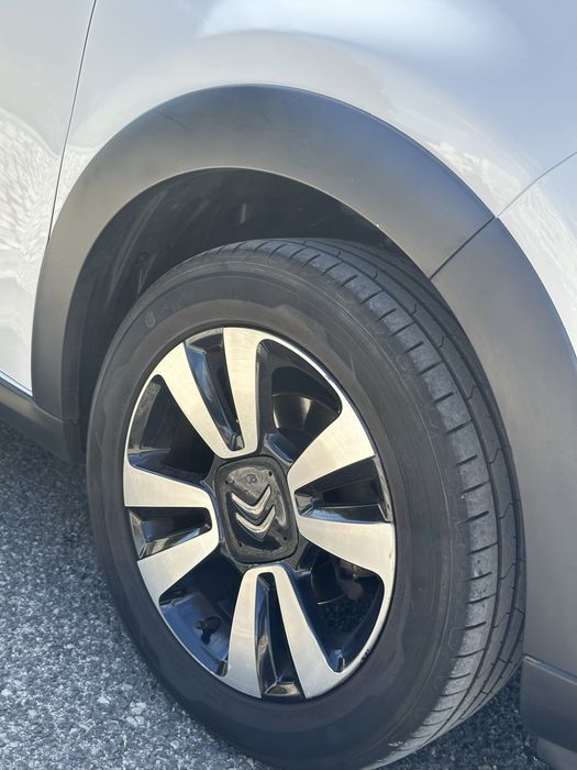 Citroën C3 1.2 PureTech 2019 | 62.492 km | Gasolina