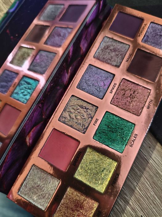Dragon's eye What's up beauty eyeshadow palette