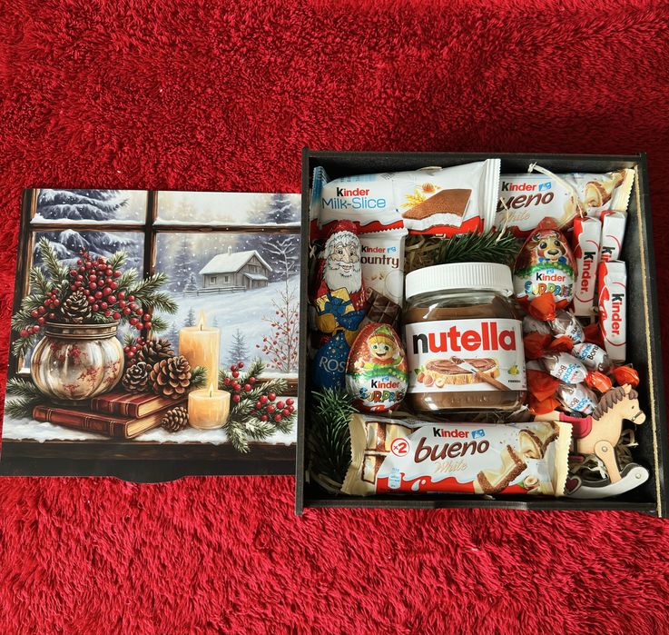 Новорічні бокси для дітей та дорослих