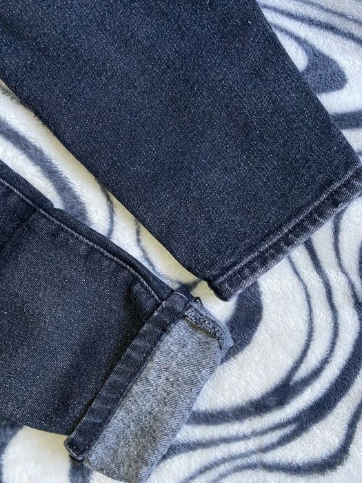 Джинси на флісі - темно сині. Моми