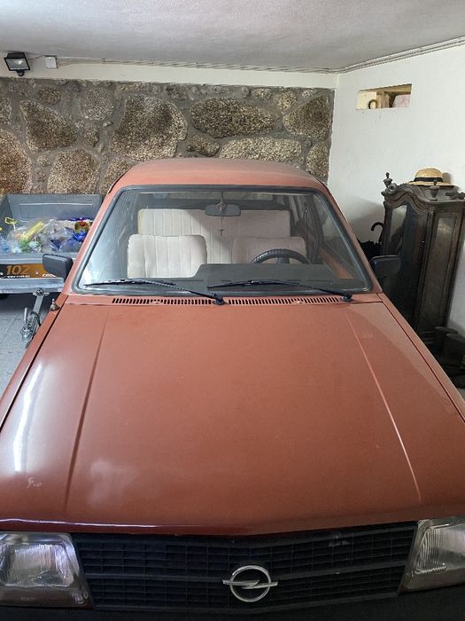 Opel Kadett 1.3 gasolina foto 2