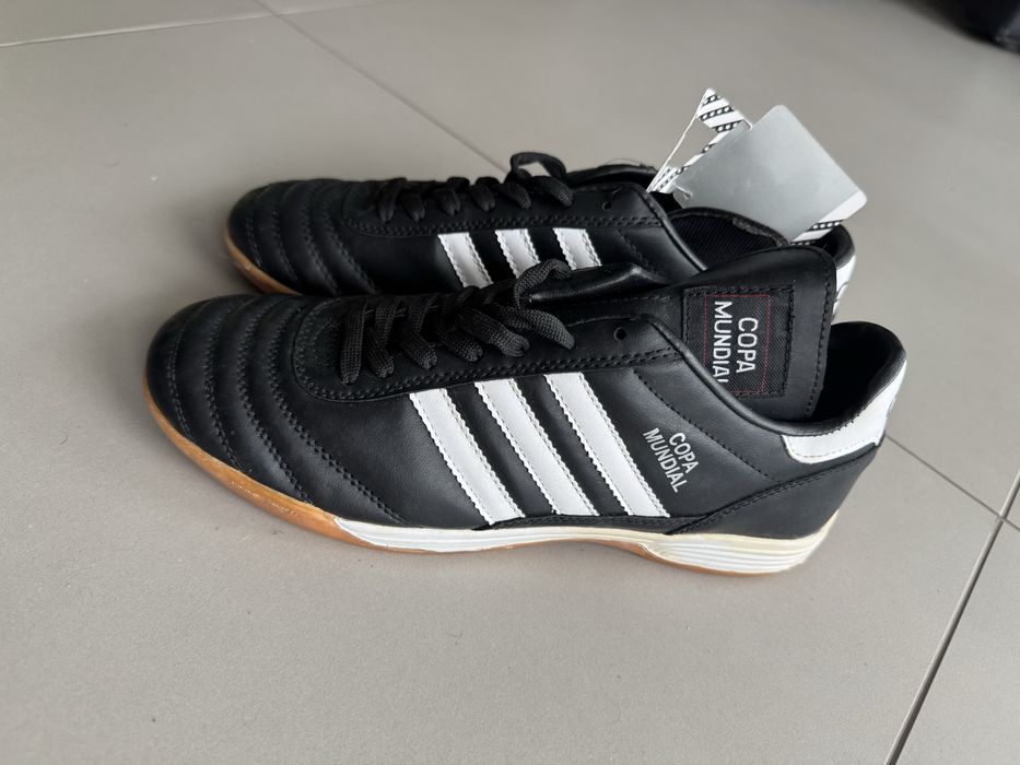 Нові футзалки Adidas Copa Mundial Indoor 41р