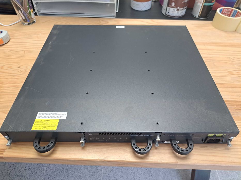 Sistema de Alimentação CISCO 'Redundant Power System 2300 (RPS 2300)'