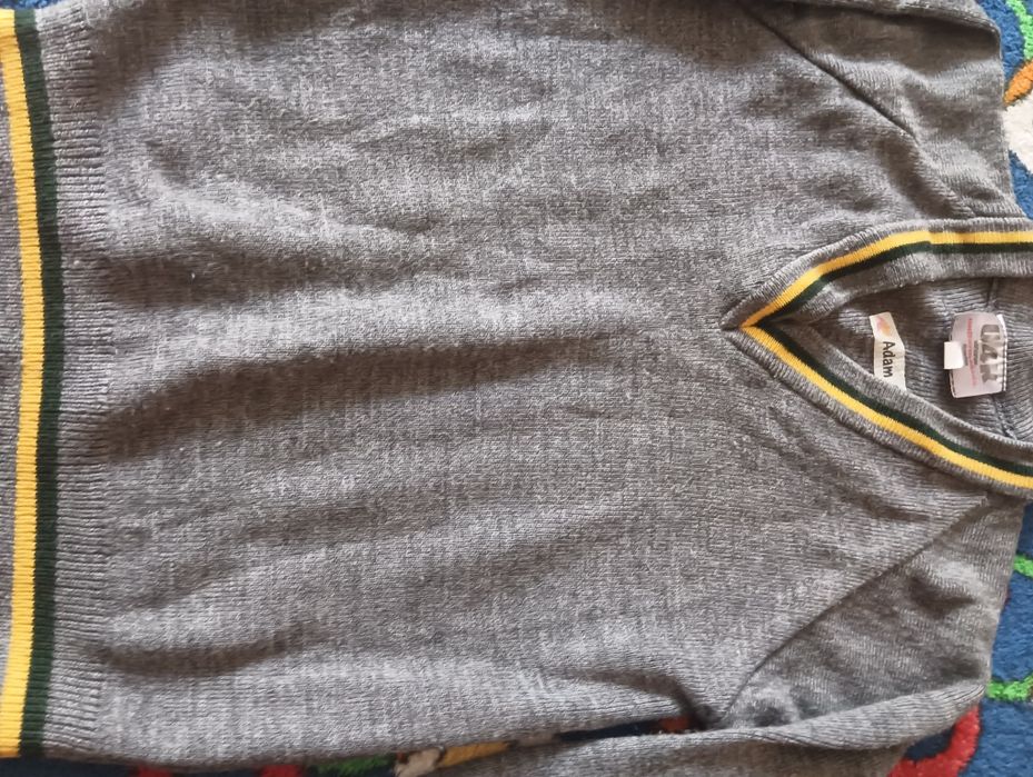 Полувер на мальчика  бу 7  12 лет