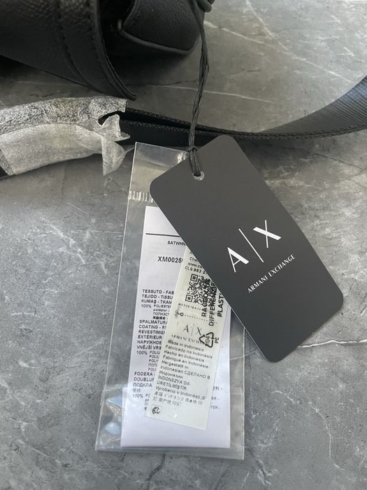 Сумка на плече чоловіча  Armani Exchange  (оригінал)