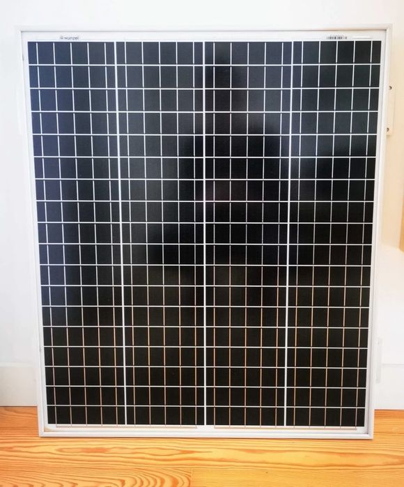 Painéis solares 100 w  Ótimo para ligar a powerbank ou Autocaravana