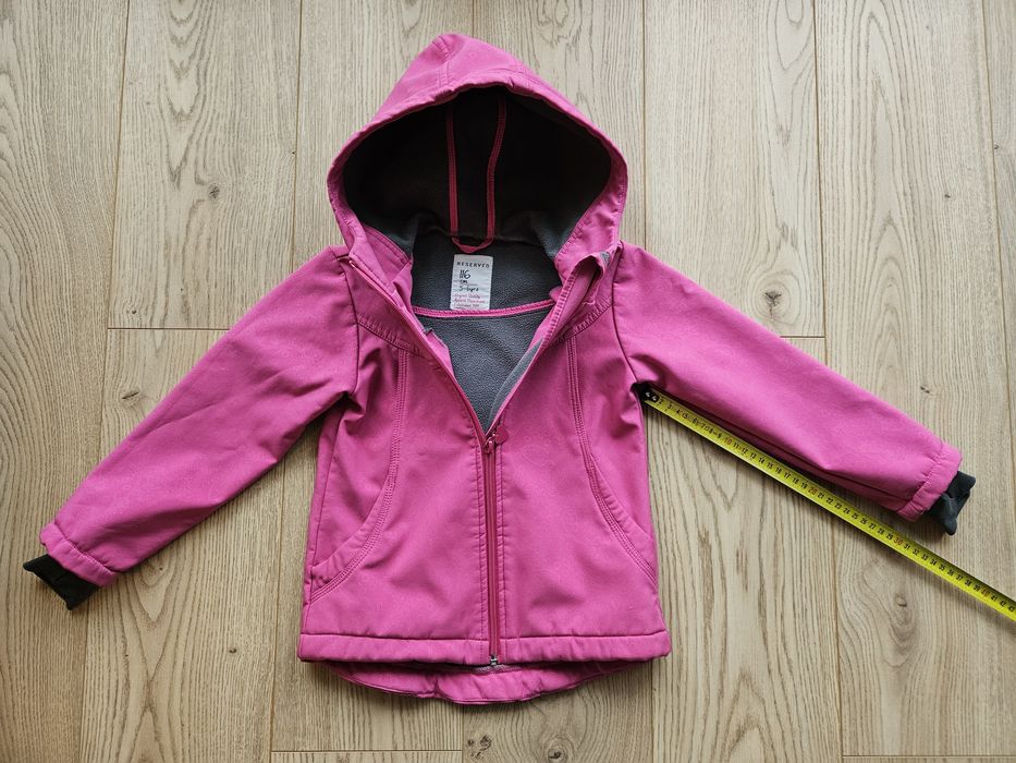 Kurtka przejściowa softshell dziewczęca różowa Rrserved r. 116