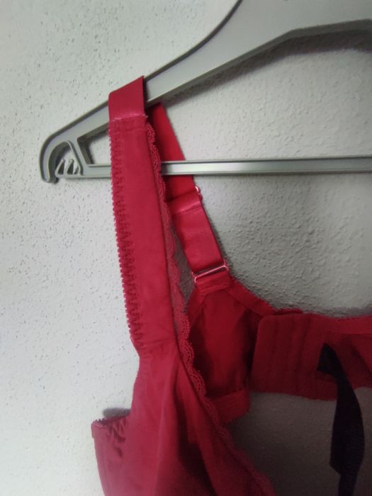 Sprzedam nowy biustonosz bawełniany