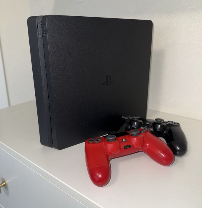 Sony PlayStation 4 Slim (PS4 Slim) 1T