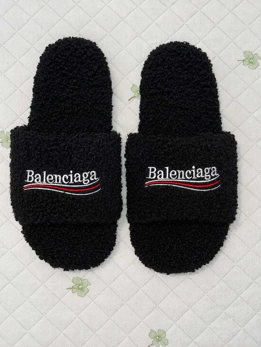 Balenciaga Slides