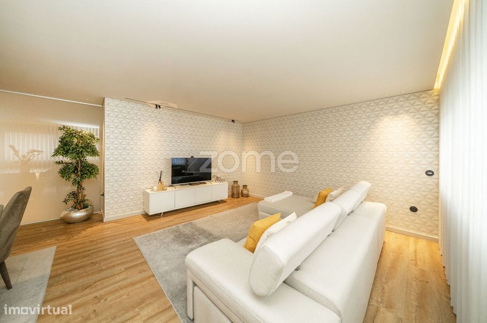 Apartamento T3 Renovado, em Vila de Prado, Vila Verde