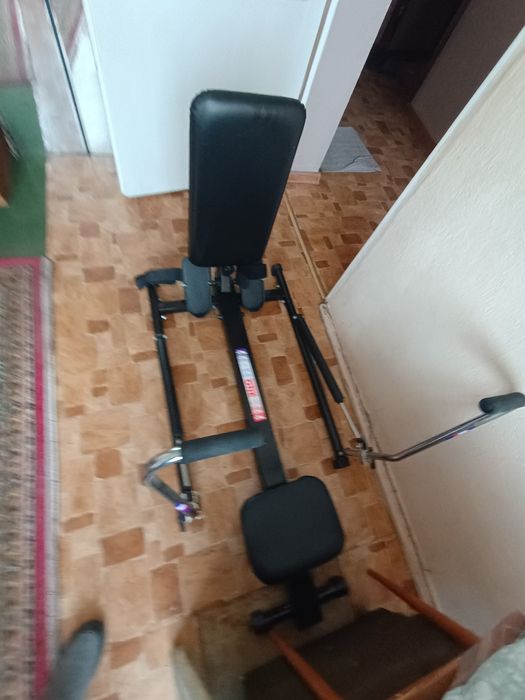 Wioślarz urządzenie do ćwiczeń