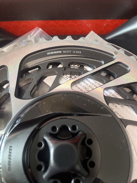 Sram Red tarcza + korba  SRAM CRING ROAD 5037T KIT DM RED GREY Uni