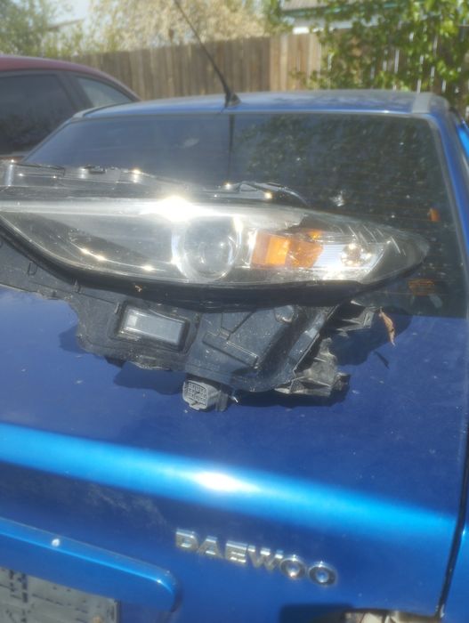 Фара ліва мазда 3