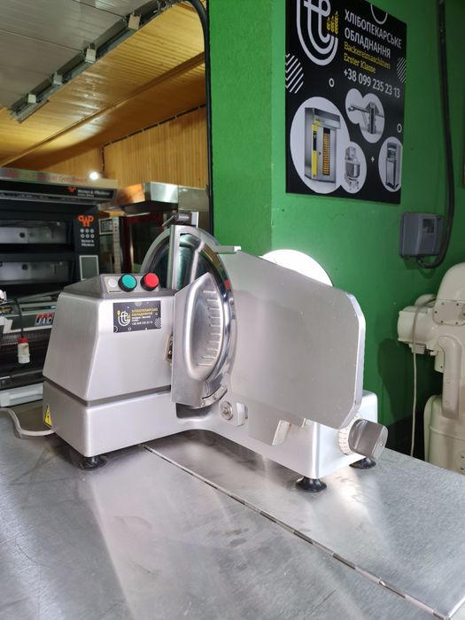 Слайсер Bizerba профессиональный из Германии