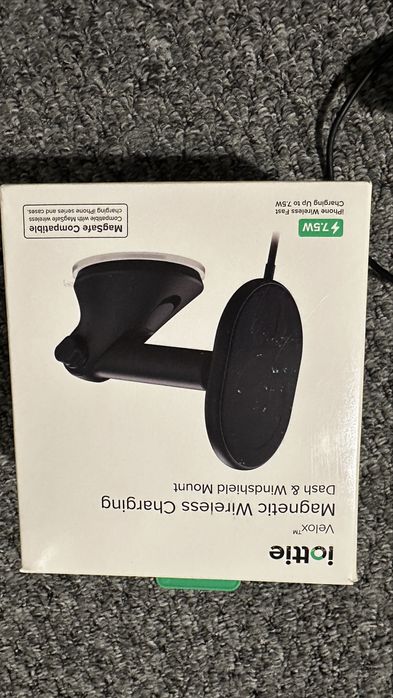 Iottie Ładowarka indukcyjna Velox