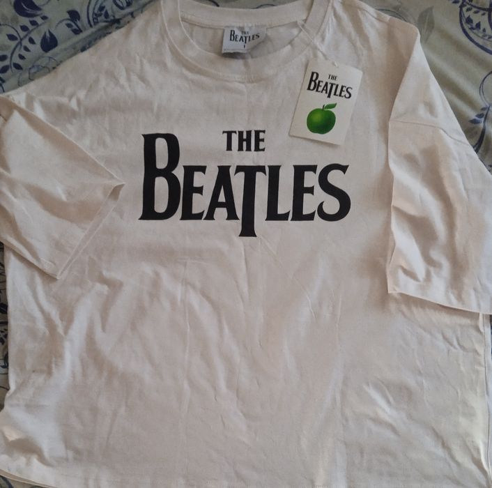 Футболка новая Beatles