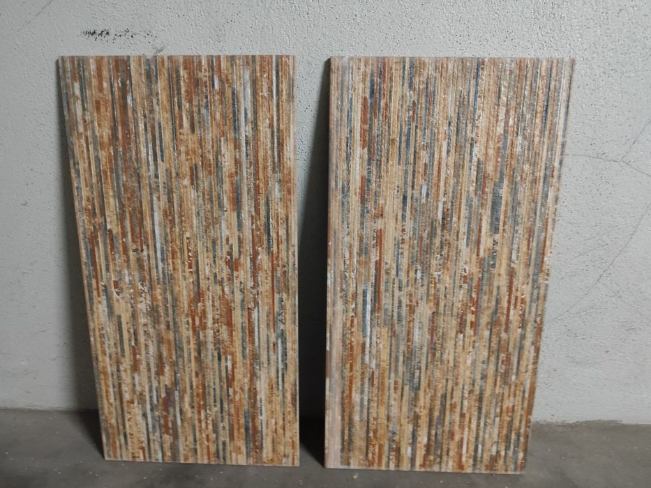 Cerâmica a imitar pedra - caixa selada