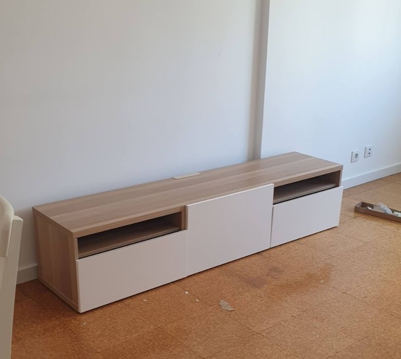 Móvel TV em excelente estado