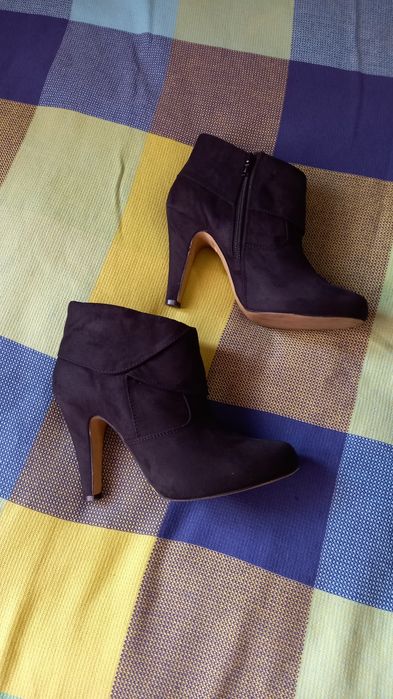 Продам ботінки. Ботинки женские, сапоги 38 39