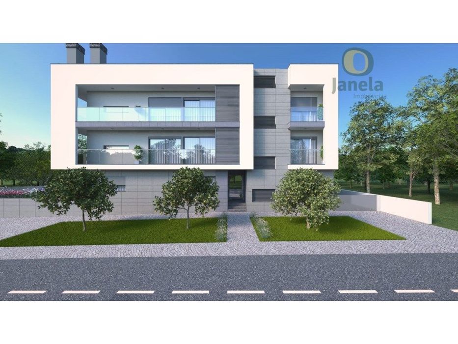Excelente T2, NOVO, com piscina, jardim, arrecadação e garagem