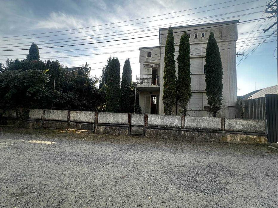 Продається будинок у смт. Вишково