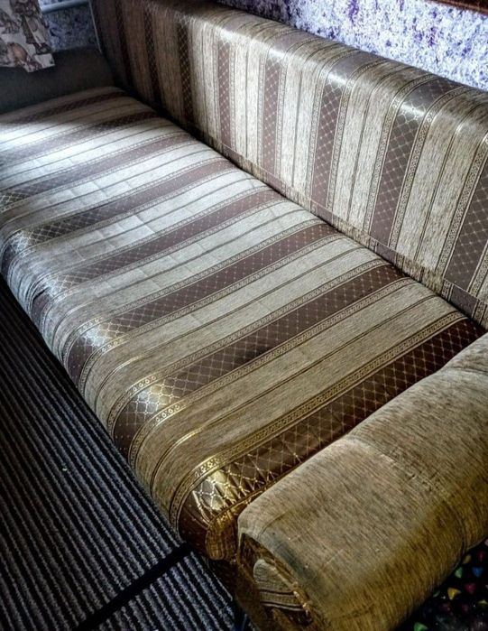 Диван еврокнижка раскладной ортопедический в отличном состоянии