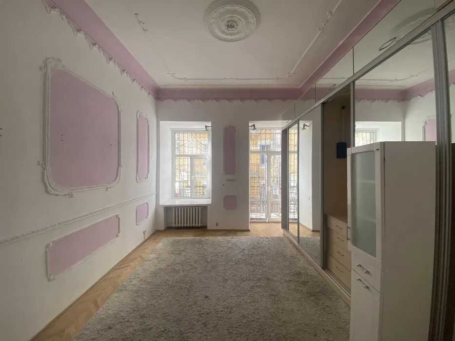 Чудова 2к квартира офіс салон 70м Антоновича 24 парк Шевченка центр!