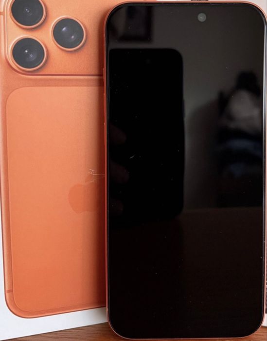 Iphone 17 pro a venda com 2 meses de uso novo 100% de bateria