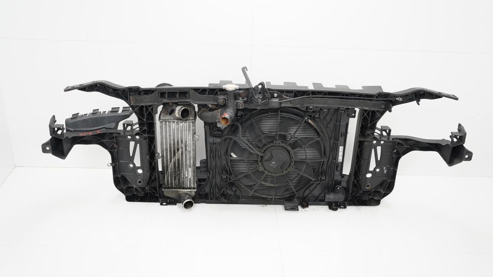 Pas przód przedni hyundai i20 08-12r 1.6 crdi