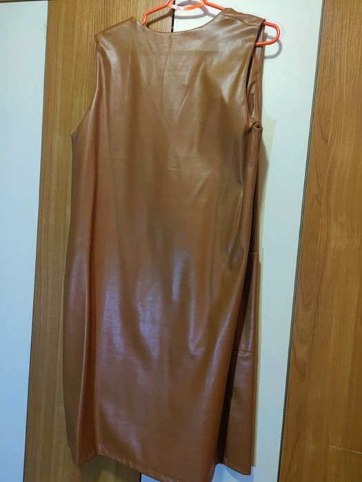 Сарафан з еко шкіри.